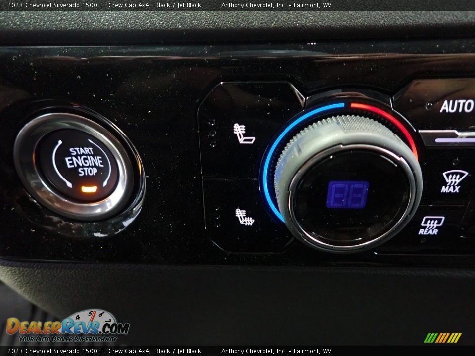 2023 Chevrolet Silverado 1500 LT Crew Cab 4x4 Black / Jet Black Photo #17