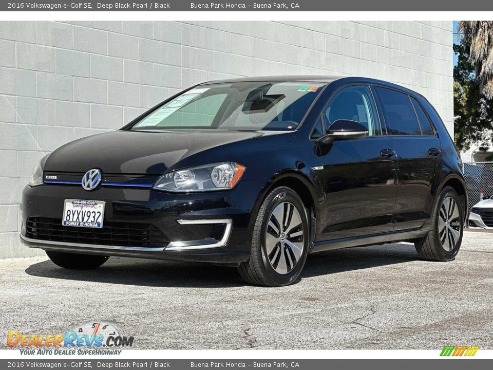 2016 Volkswagen e-Golf SE Deep Black Pearl / Black Photo #8