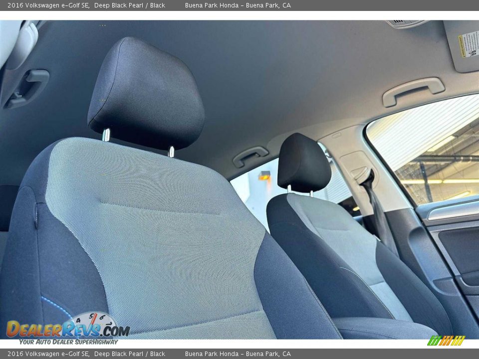 2016 Volkswagen e-Golf SE Deep Black Pearl / Black Photo #18