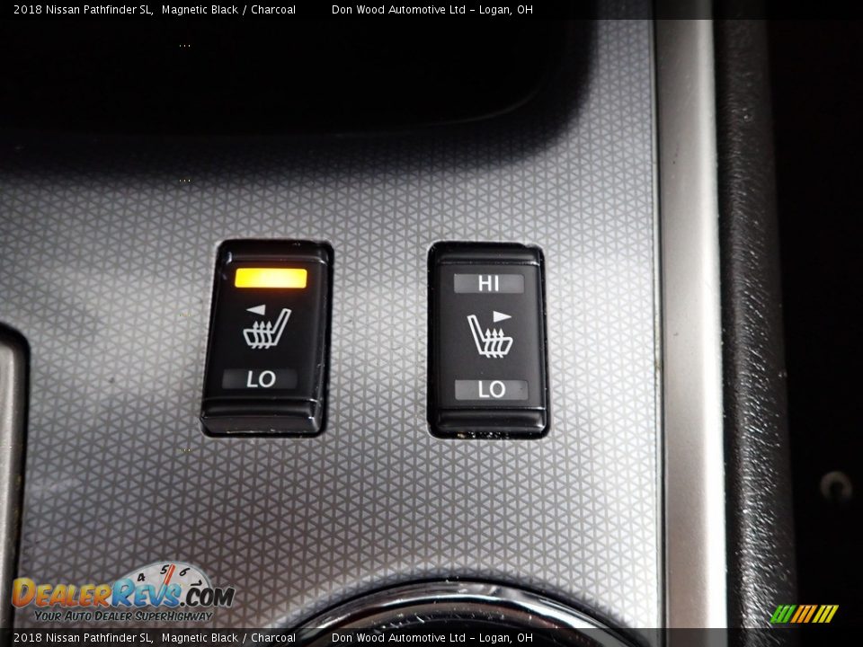 2018 Nissan Pathfinder SL Magnetic Black / Charcoal Photo #5