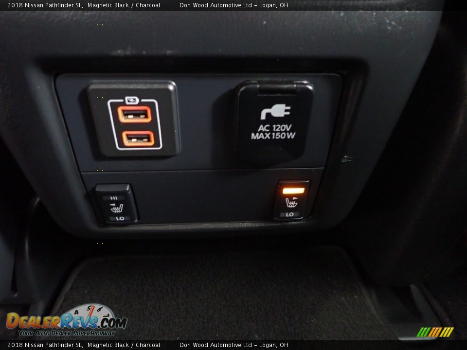 2018 Nissan Pathfinder SL Magnetic Black / Charcoal Photo #26