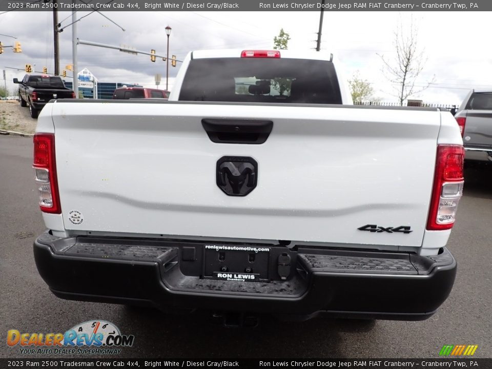 2023 Ram 2500 Tradesman Crew Cab 4x4 Bright White / Diesel Gray/Black Photo #4