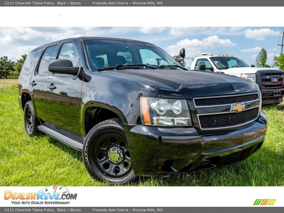 Front 3/4 View of 2013 Chevrolet Tahoe Police Photo #1