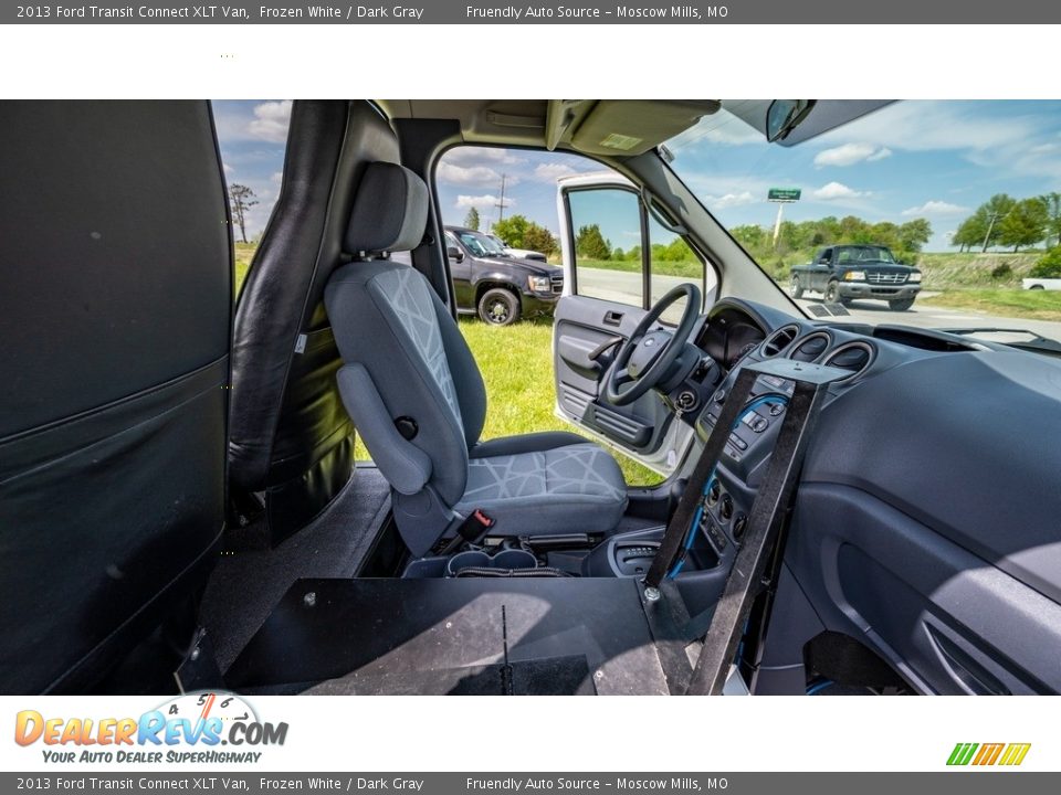 2013 Ford Transit Connect XLT Van Frozen White / Dark Gray Photo #27