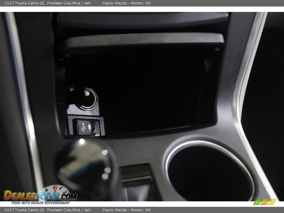 2017 Toyota Camry LE Predawn Gray Mica / Ash Photo #14