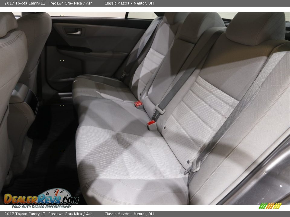 2017 Toyota Camry LE Predawn Gray Mica / Ash Photo #17
