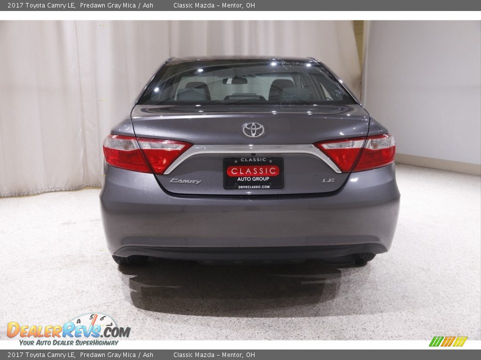 2017 Toyota Camry LE Predawn Gray Mica / Ash Photo #18