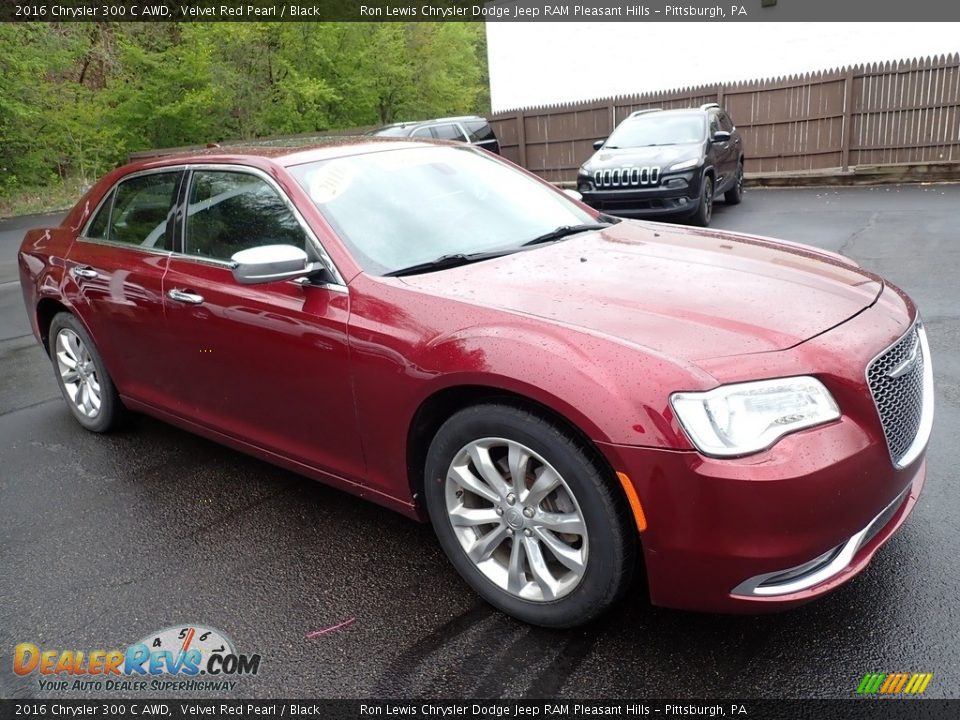 Front 3/4 View of 2016 Chrysler 300 C AWD Photo #8