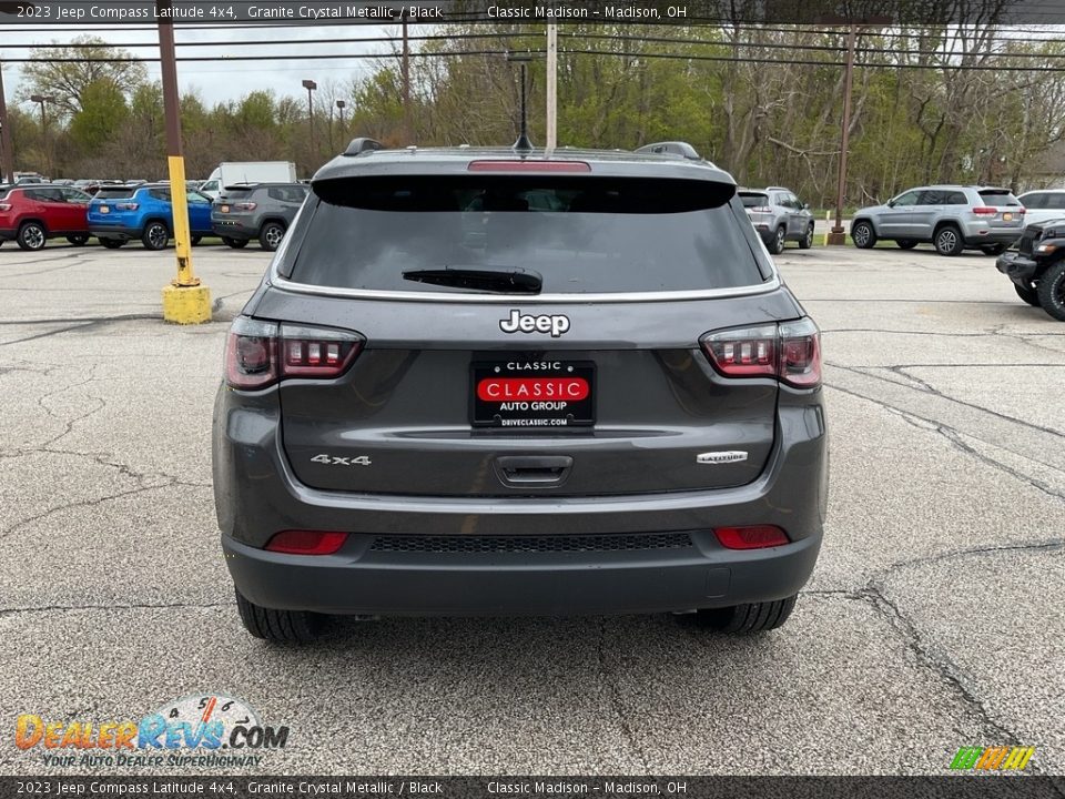 2023 Jeep Compass Latitude 4x4 Granite Crystal Metallic / Black Photo #8