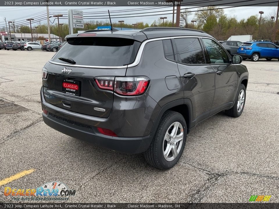 2023 Jeep Compass Latitude 4x4 Granite Crystal Metallic / Black Photo #9