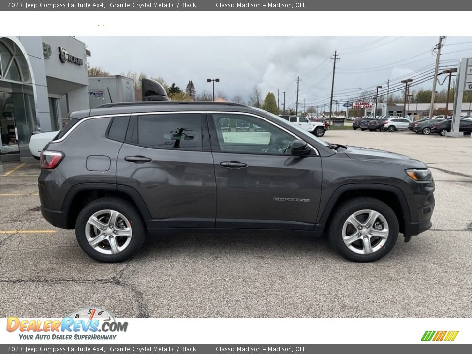 2023 Jeep Compass Latitude 4x4 Granite Crystal Metallic / Black Photo #11