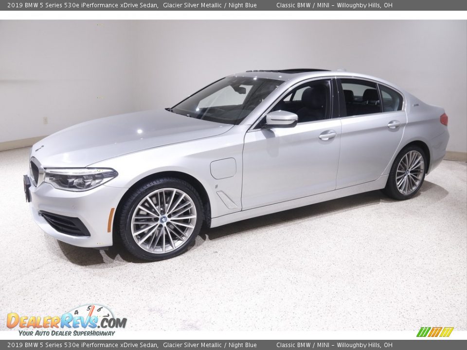 Glacier Silver Metallic 2019 BMW 5 Series 530e iPerformance xDrive Sedan Photo #3