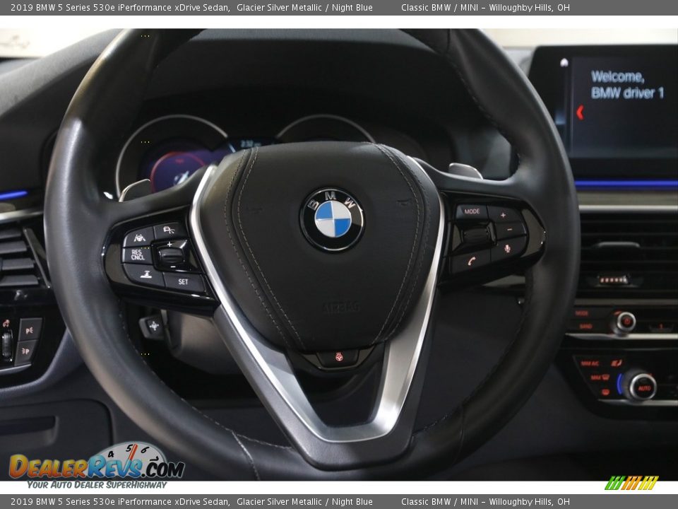 2019 BMW 5 Series 530e iPerformance xDrive Sedan Steering Wheel Photo #9
