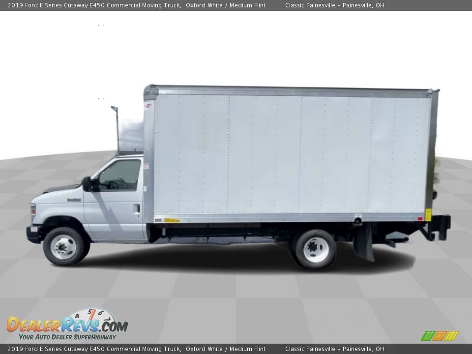 2019 Ford E Series Cutaway E450 Commercial Moving Truck Oxford White / Medium Flint Photo #5