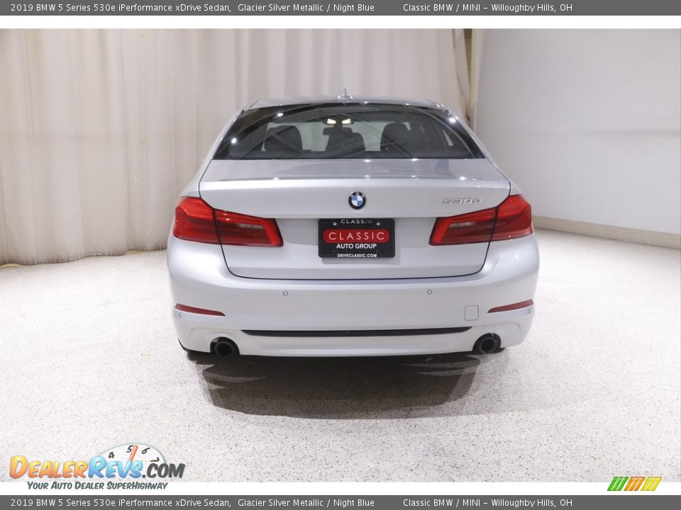 2019 BMW 5 Series 530e iPerformance xDrive Sedan Glacier Silver Metallic / Night Blue Photo #27