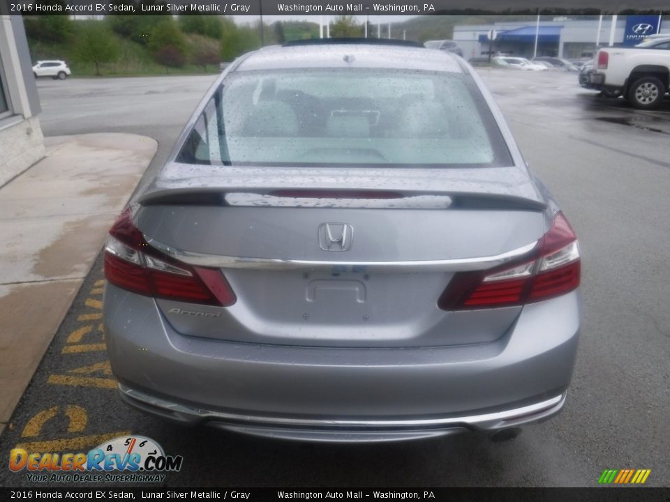 2016 Honda Accord EX Sedan Lunar Silver Metallic / Gray Photo #10