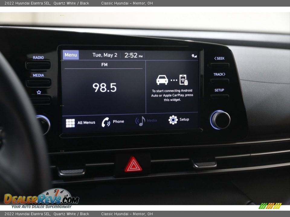 2022 Hyundai Elantra SEL Quartz White / Black Photo #10