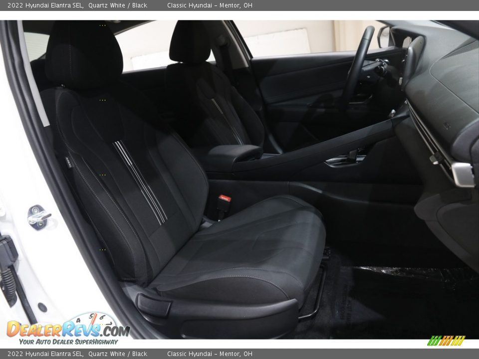 2022 Hyundai Elantra SEL Quartz White / Black Photo #14