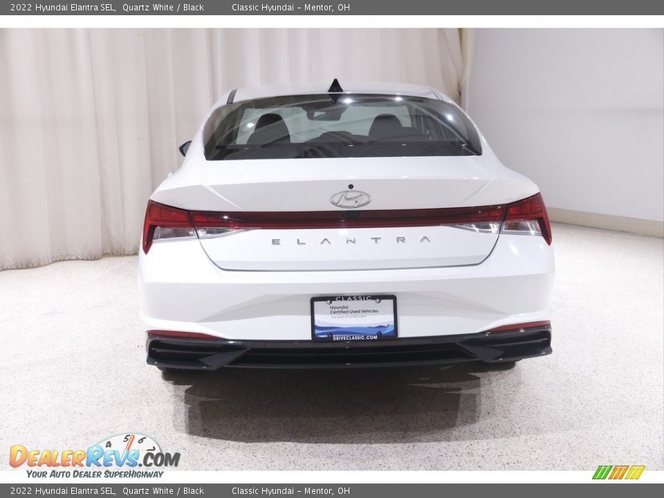 2022 Hyundai Elantra SEL Quartz White / Black Photo #17