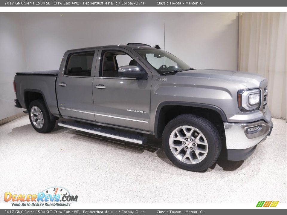 Pepperdust Metallic 2017 GMC Sierra 1500 SLT Crew Cab 4WD Photo #1