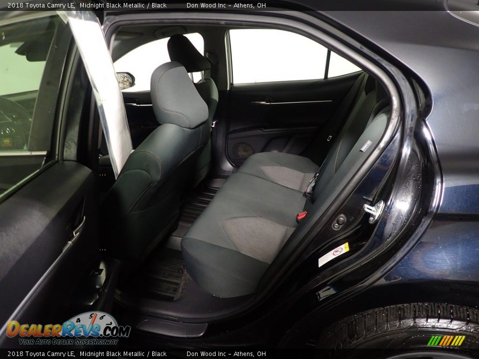 2018 Toyota Camry LE Midnight Black Metallic / Black Photo #31