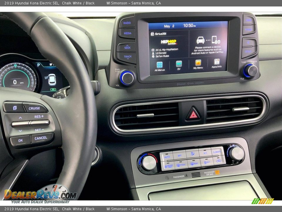 Controls of 2019 Hyundai Kona Electric SEL Photo #5