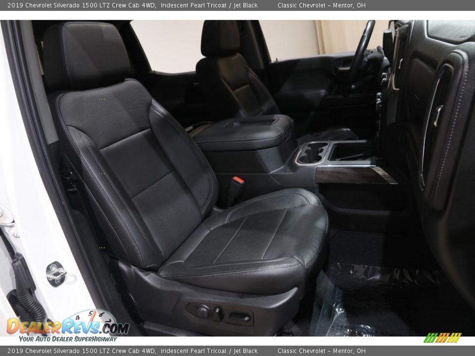 2019 Chevrolet Silverado 1500 LTZ Crew Cab 4WD Iridescent Pearl Tricoat / Jet Black Photo #18