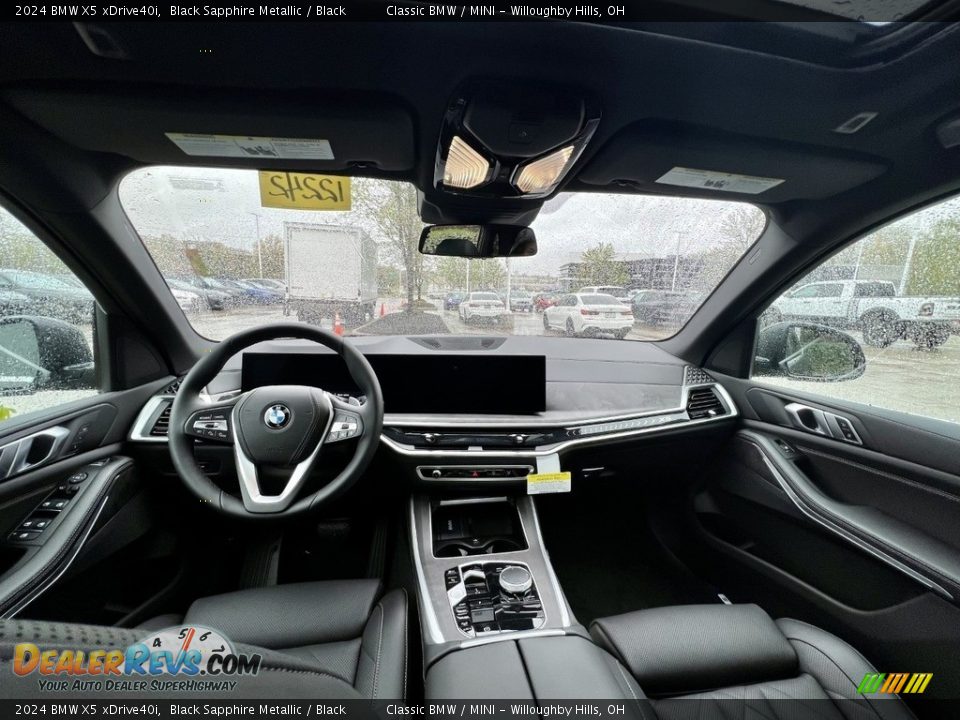 Front Seat of 2024 BMW X5 xDrive40i Photo #5