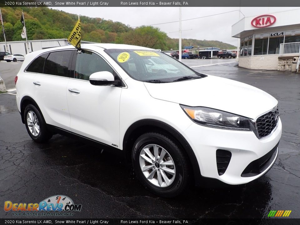 2020 Kia Sorento LX AWD Snow White Pearl / Light Gray Photo #2