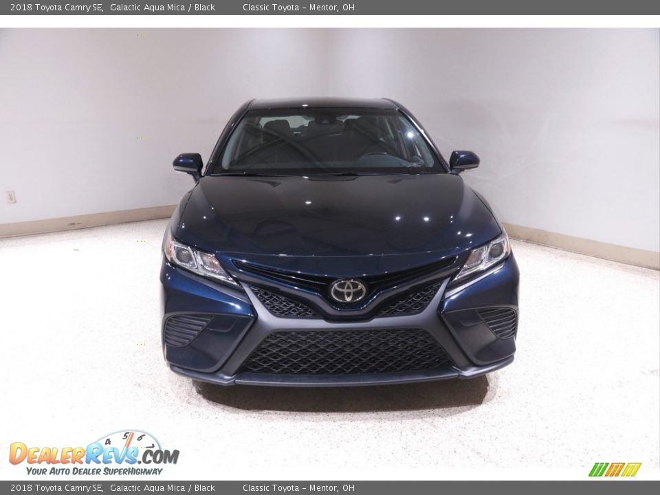 2018 Toyota Camry SE Galactic Aqua Mica / Black Photo #2