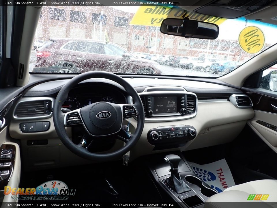 2020 Kia Sorento LX AWD Snow White Pearl / Light Gray Photo #13
