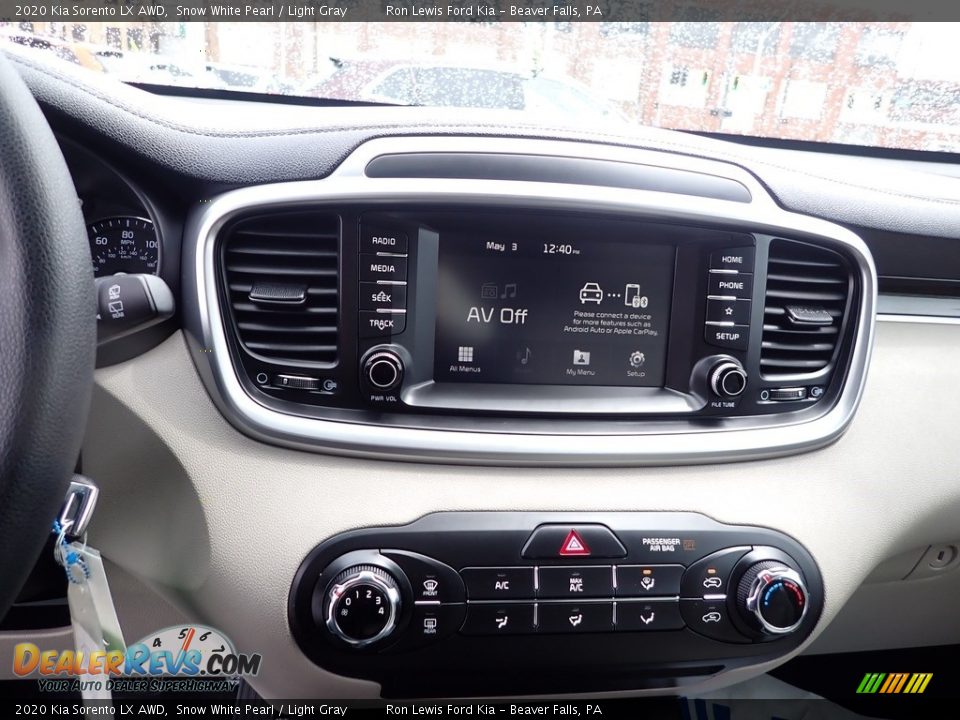 2020 Kia Sorento LX AWD Snow White Pearl / Light Gray Photo #17