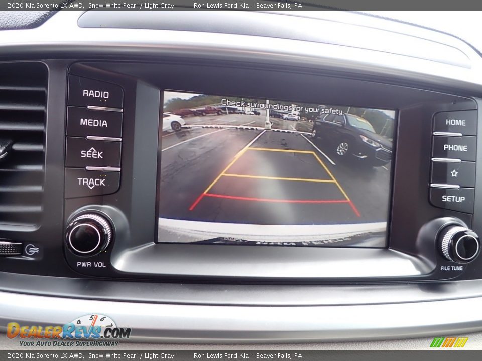 2020 Kia Sorento LX AWD Snow White Pearl / Light Gray Photo #18