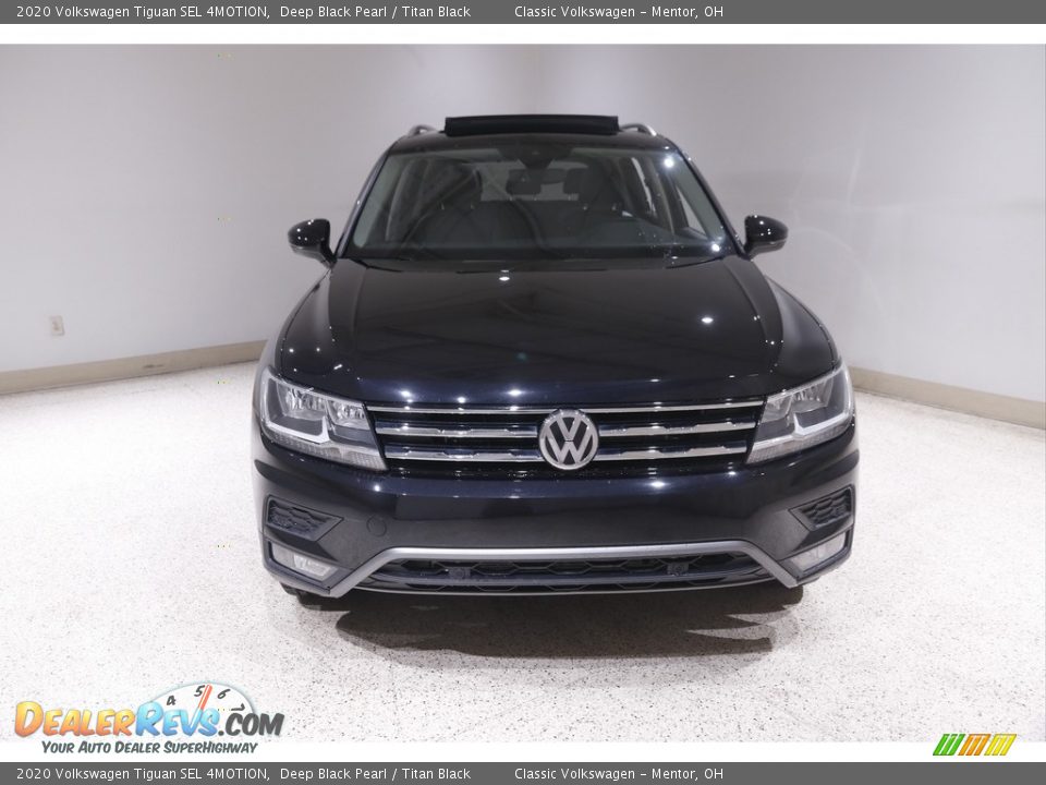 2020 Volkswagen Tiguan SEL 4MOTION Deep Black Pearl / Titan Black Photo #2