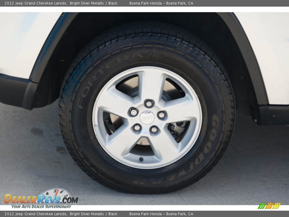 2012 Jeep Grand Cherokee Laredo Bright Silver Metallic / Black Photo #30