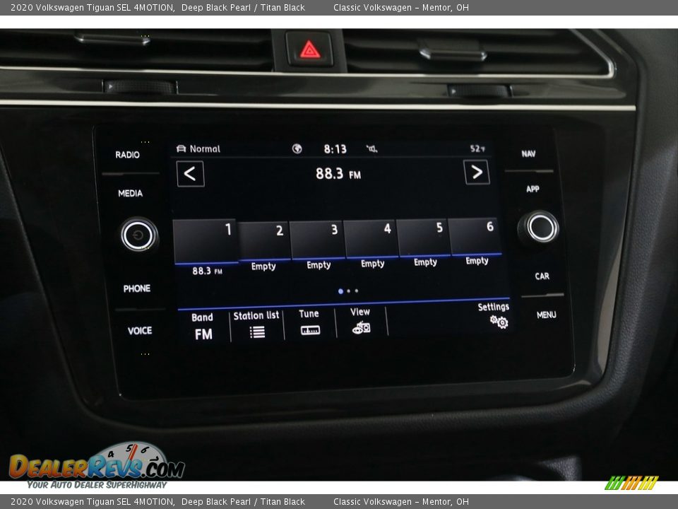 2020 Volkswagen Tiguan SEL 4MOTION Deep Black Pearl / Titan Black Photo #11