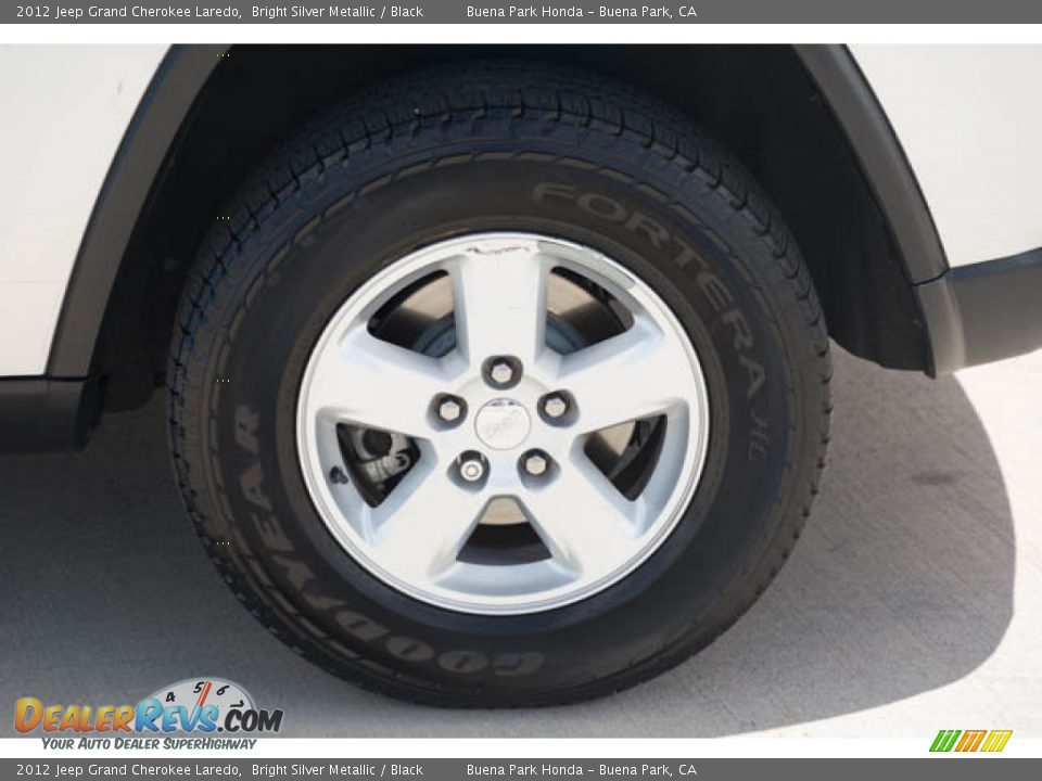 2012 Jeep Grand Cherokee Laredo Bright Silver Metallic / Black Photo #32