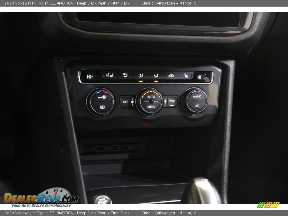 2020 Volkswagen Tiguan SEL 4MOTION Deep Black Pearl / Titan Black Photo #14