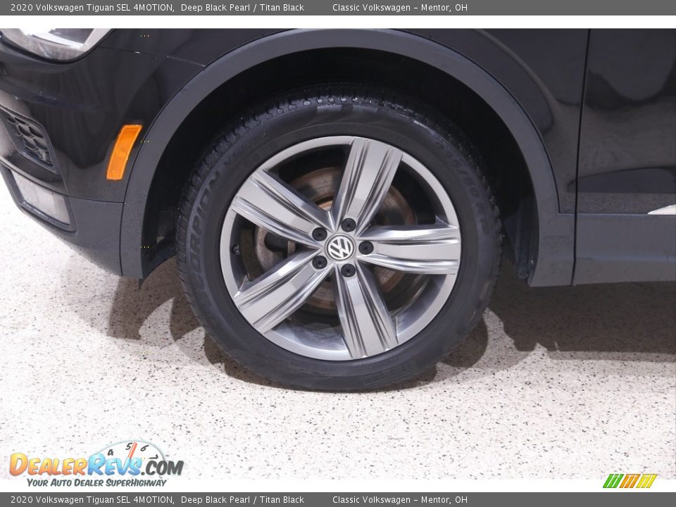 2020 Volkswagen Tiguan SEL 4MOTION Deep Black Pearl / Titan Black Photo #21