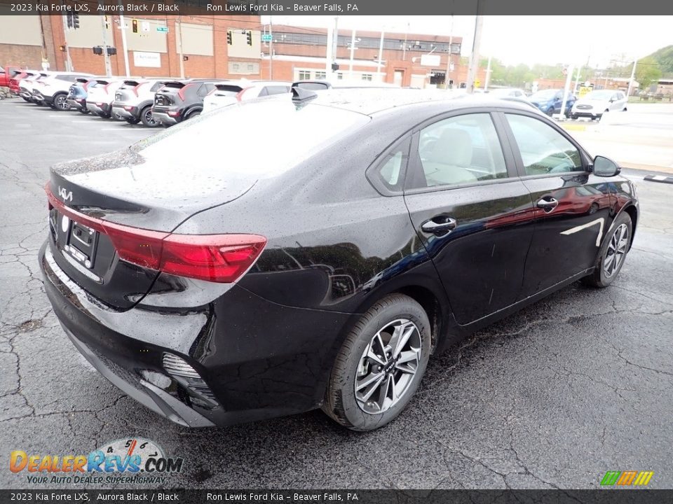 2023 Kia Forte LXS Aurora Black / Black Photo #8