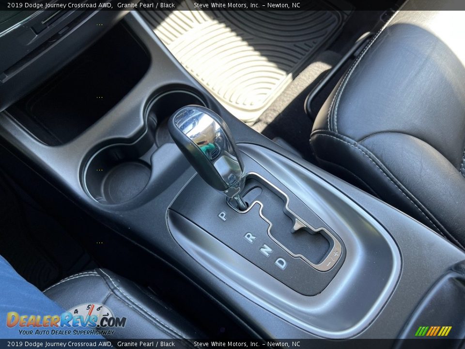 2019 Dodge Journey Crossroad AWD Shifter Photo #25