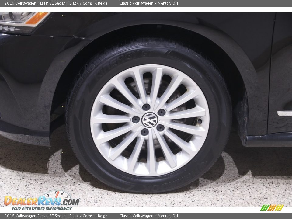 2016 Volkswagen Passat SE Sedan Wheel Photo #21