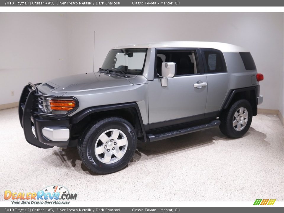 2010 Toyota FJ Cruiser 4WD Silver Fresco Metallic / Dark Charcoal Photo #3