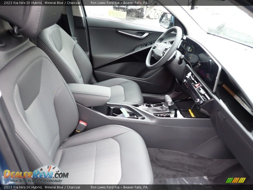 2023 Kia Niro SX Hybrid Mineral Blue / Charcoal Photo #11