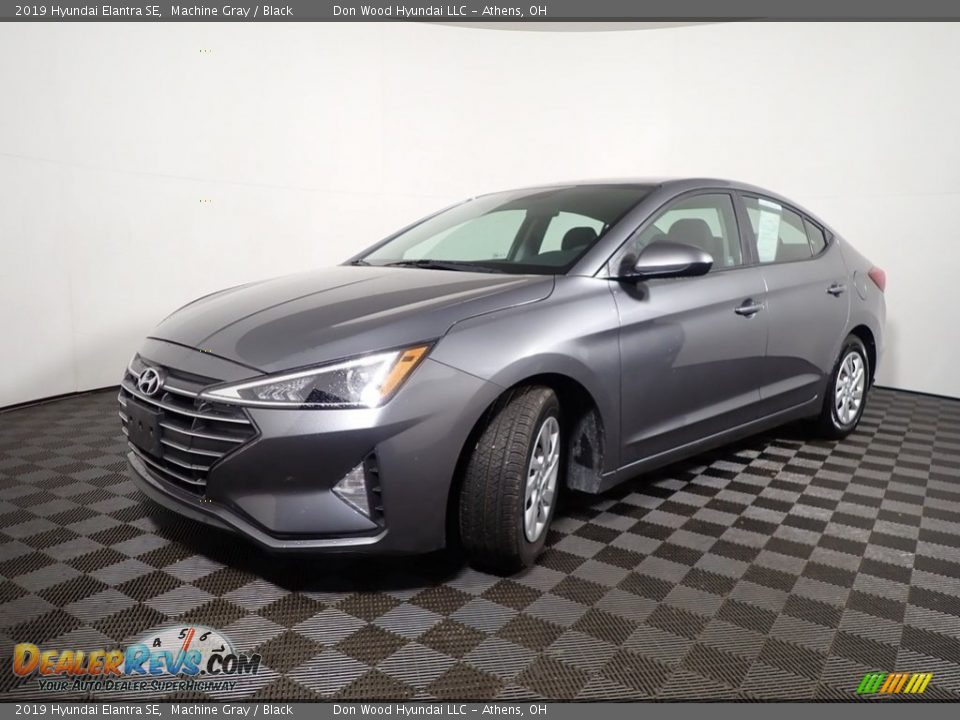 2019 Hyundai Elantra SE Machine Gray / Black Photo #8