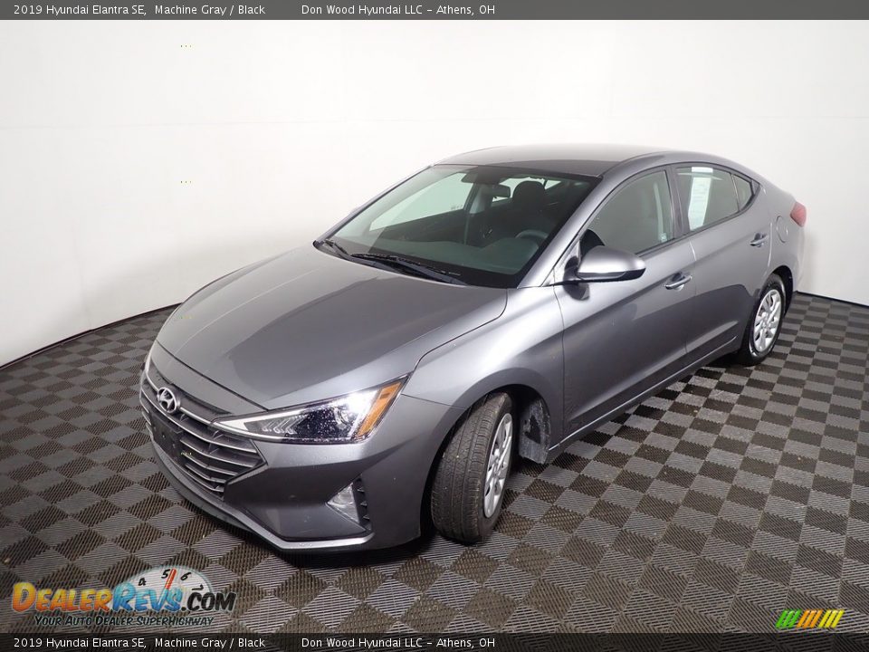 2019 Hyundai Elantra SE Machine Gray / Black Photo #9