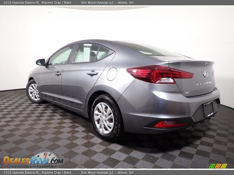 2019 Hyundai Elantra SE Machine Gray / Black Photo #11