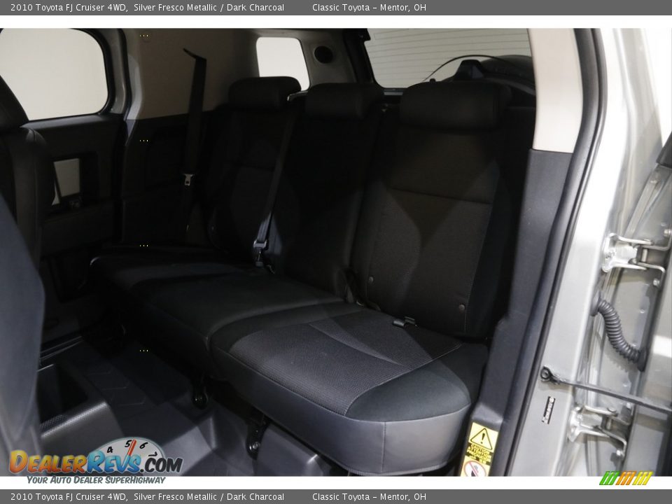 2010 Toyota FJ Cruiser 4WD Silver Fresco Metallic / Dark Charcoal Photo #17