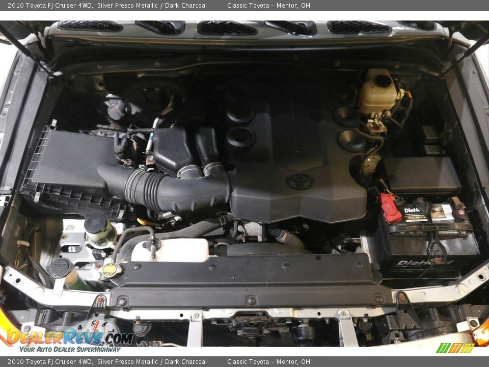 2010 Toyota FJ Cruiser 4WD Silver Fresco Metallic / Dark Charcoal Photo #19