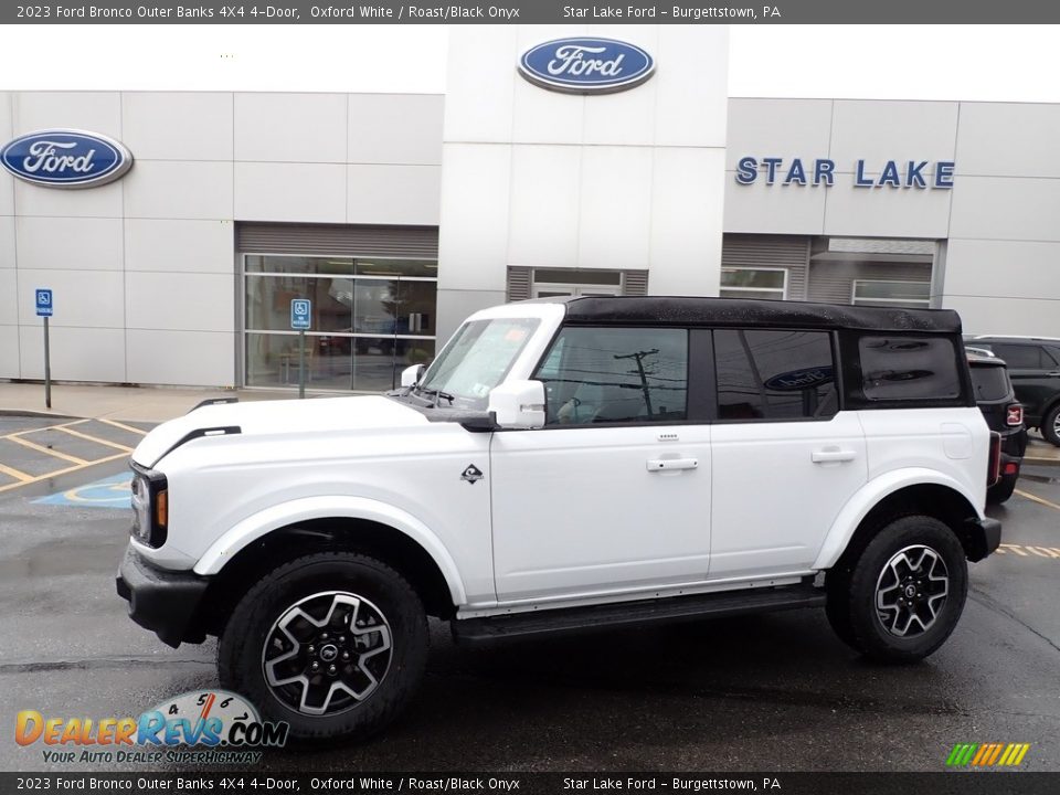 2023 Ford Bronco Outer Banks 4X4 4-Door Oxford White / Roast/Black Onyx Photo #1